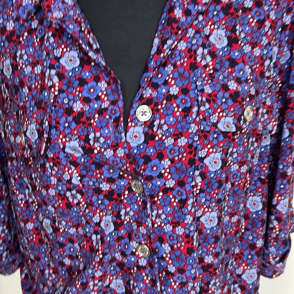 TOMMY HILFIGER short romper with adjustable waist and button details. - Picture 4 of 15